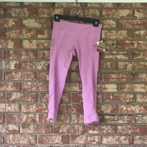 𝅺REEBOK Skinny Capri Workout Pants